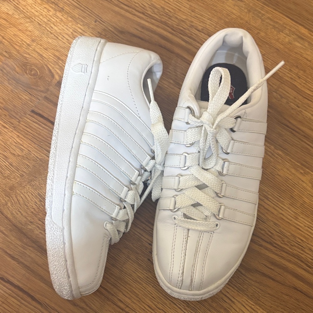 K-Swiss Men's White Leather Classic Lace-Up Sneakers